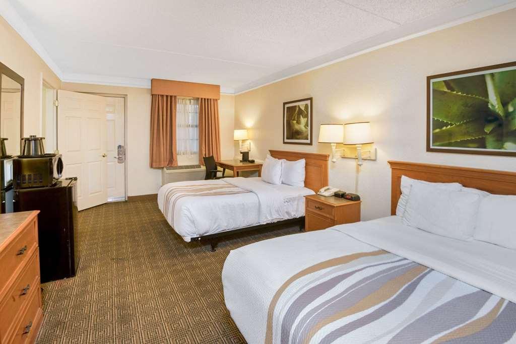 La Quinta By Wyndham Market Square Hotel San Antonio
